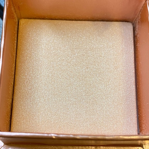 Benefit mini highlight - Picture 4 of 6